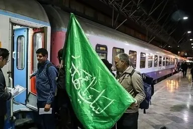 نخستین قطار زائران اربعین از رشت به سمت کرمانشاه حرکت کرد