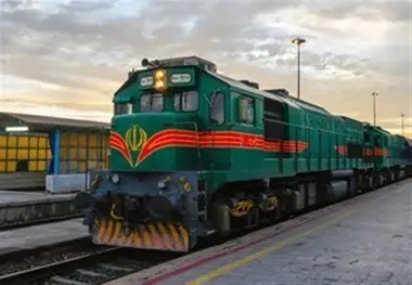  قطار همدان- تهران به مهر نرسید 