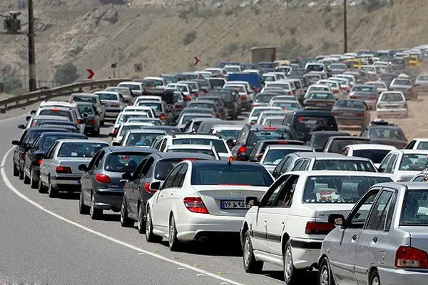 ترافیک سنگین در آزادراه کرج - تهران/وضعیت جوی جاده ها
