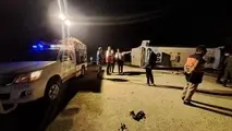 ۱۸ مصدوم و یک فوتی در واژگونی مینی باس زائران در جاده ایلام