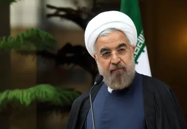 لحظه به لحظه با جلسه رای اعتماد/ روحانی: هیچ کشوری با انزوا پیشرفت نکرده است؛ حفاظت از برجام و توسعه افتصادی وظایف جدید آقای ظریف خواهد بود