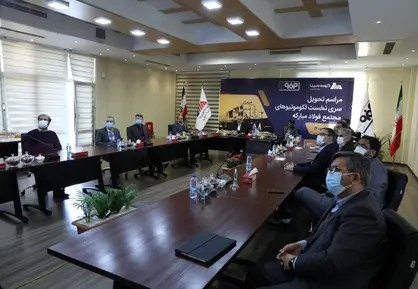 تحویل لکوموتیوهای ساخت مپنا به فولاد مبارکه