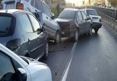مرگ هزاران ایرانی در جاده، حوادث جاده ای جان چند نفر را گرفته است؟