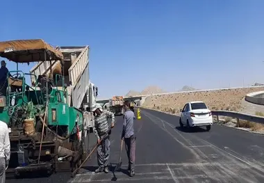 ترمیم آسفالت آزادراه کاشان نطنز اصفهان به کجا رسید؟
