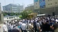  کارکنان مترو تهران در اعتراض به مدیریت این شرکت تجمع کردند
