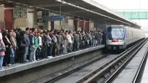 ازدحام مسافران در ایستگاه مترو صادقه+ عکس