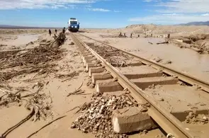 سیلاب در راه‌ آهن شمال‌ شرق‌ (۱) مهار شد/ بازسازی سریع خطوط ریلی