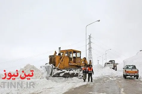 گزارش تصویری تلاش راهداران برای بازگشایی گردنه چری در چهارمحال و بختیاری
