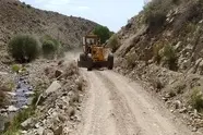 پایان عملیات تیغ زنی راه های روستایی به مسافت ۱۲۰ کیلومتر در زرند کرمان 
