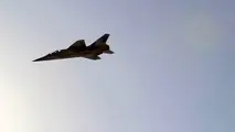 خلبانی که اولین بار عراق را بمباران کرد + عکس