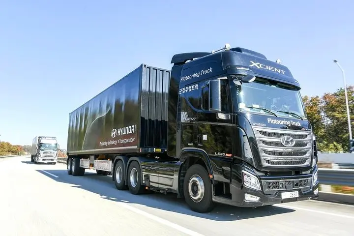 Hyundai Completes its First Successful Truck Platooning Trial