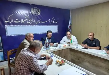 گفتگوی مشترک تشکل کارگران واگن پارس مپنا با نماینده اراک در خانه کارگر