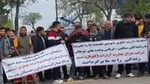 تجمع رانندگان و مال‌ باختگان شرکت واردکننده کامیون در مقابل دادستانی تبریز