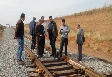 بازدید گروه کارشناسی راه آهن از خط ریلی کرمانشاه