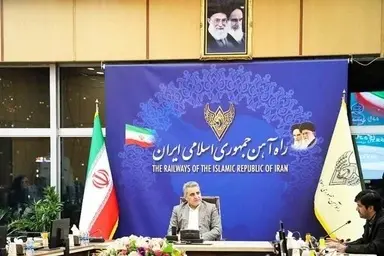 انتشار فراخوان جذب سرمایه‌گذار برای نیروگاه‌ های خورشیدی در شبکه ریلی کشور 