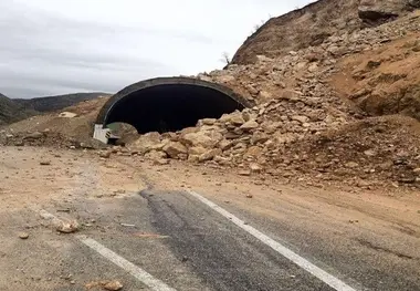 راه‌ امدادرسانی به پلدختر باز شد/ راه های اصلی لرستان تا فردا بازگشایی می‌شود