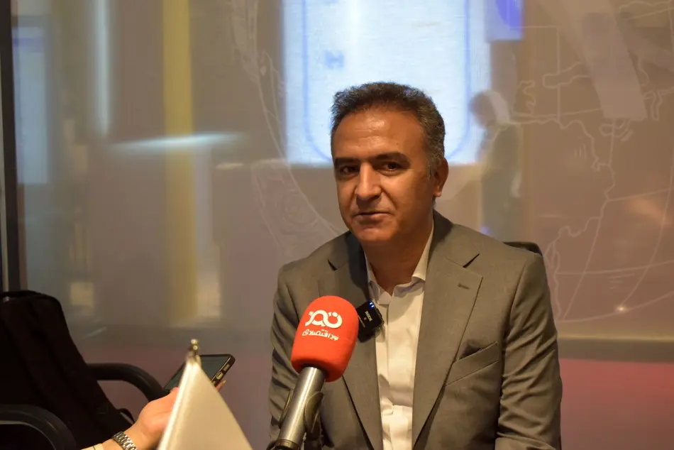 تاکسی های هوشمند آوان سفر آماده سرویس دهی ایمن به کودکان و خانواده ها