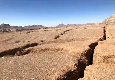 ۱۴ کلانشهر کشور درگیر فرونشست زمین؛ کرمان رتبه نخست