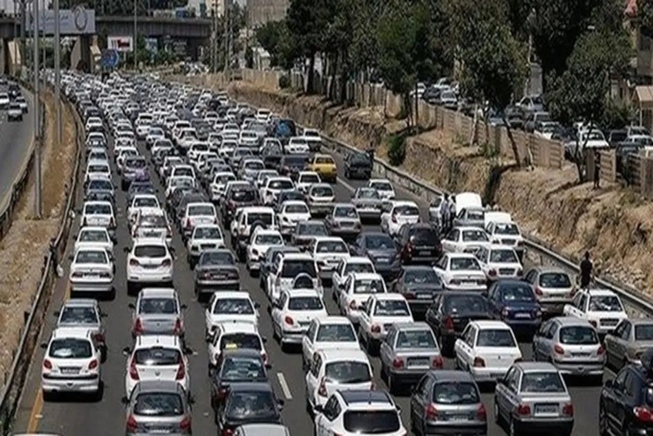 
ترافیک سنگین در آزادراه کرج - تهران