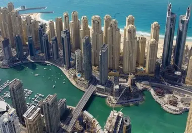 New door-to-door shipping service connects Qatar and UAE