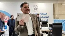 دلایل عباس آخوندی برای نامزدی در انتخابات در کنار افتخار به عملکرد حمل و نقلی خود