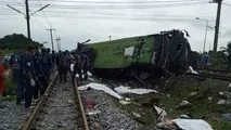 برخورد مرگبار قطار و اتوبوس در تایلند