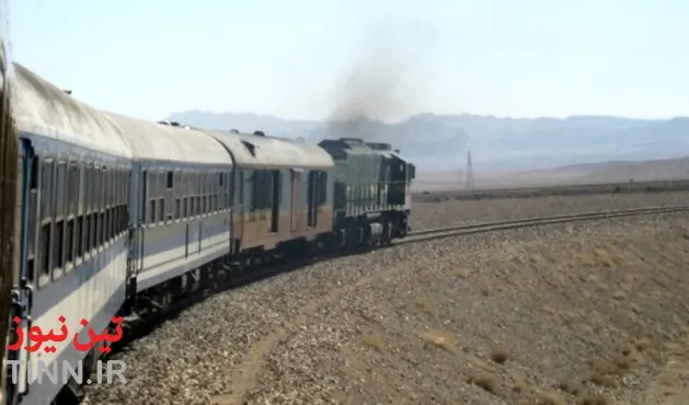 قطار مشهد - اراک به سیر خود ادامه داد