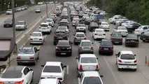 ترافیک ۱۰ کیلومتری پشت کندوان
