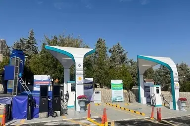 تعداد ایستگاه‌ های شارژ خودروی برقی اصفهان تا پایان سال به ۵۶ جایگاه می رسد