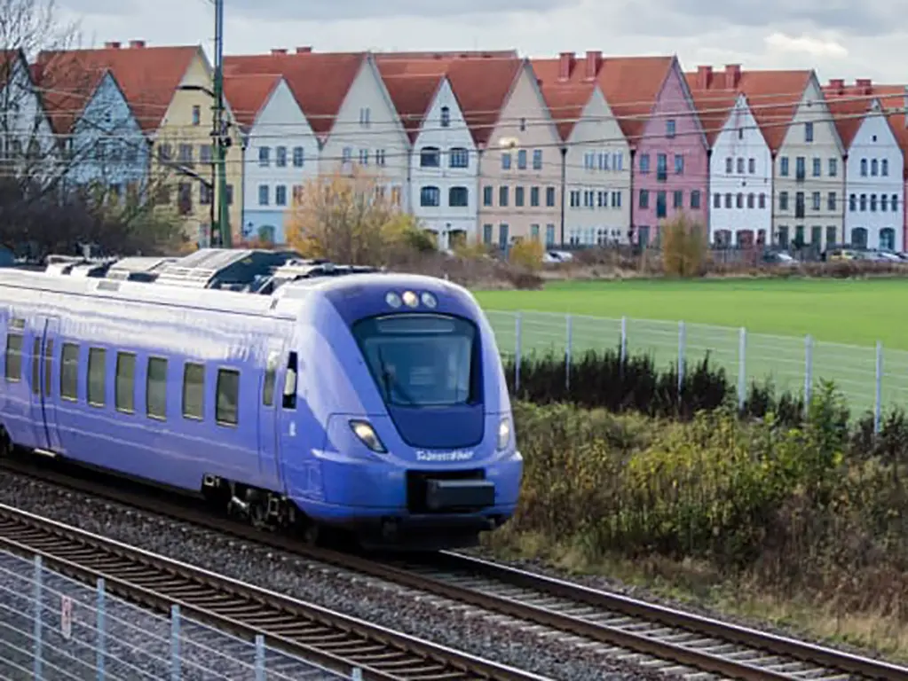 Alstom awarded €135m EMU maintenance contract