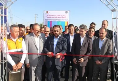 بهره برداری از ۶۰ کیلومتر روکش آسفالت محورهای ارتباطی آذربایجان غربی به مناسبت هفته دولت

