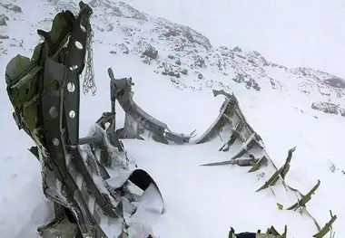 تکاوران ارتش به لاشه هواپیما رسیدند + عکس