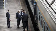 فیلم | حمله به مهماندار قطار با چاقو