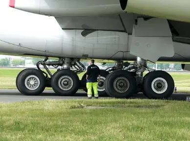 airbus-a380-landing-gear