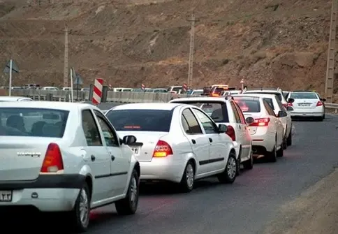 تردد در محور چالوس از میدان امیرکبیر تا شهرستانک مسدود است 