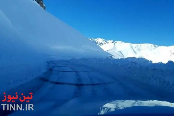 برف‌ روبی گردنه ژالانه در محور سرو آباد پاوه