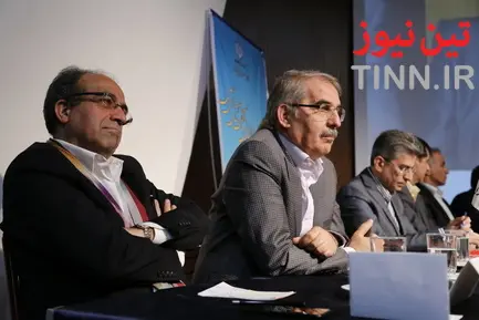 نشست هم اندیشی تشکل های حرفه ای با حضور وزیر راه و شهرسازی