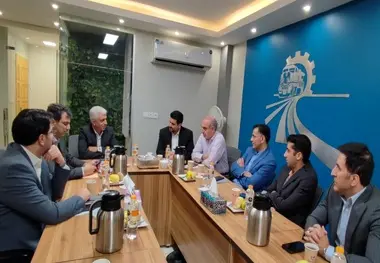 جلسه هم‌ اندیشی انجمن شرکت‌ های حمل‌ونقل ریلی و معاونت بهره‌ برداری راه‌آهن برگزار شد