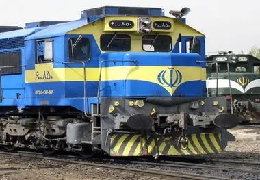 قطار مسافری اینچه برون - گرگان - ساری راه اندازی شد
