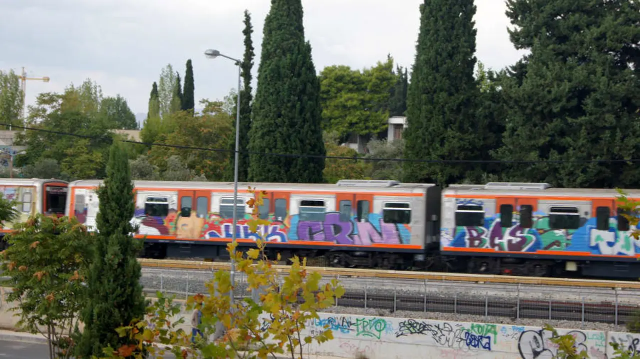 گرافیتی روی قطار