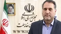آینده صنعت خودروسازی کشور روشن نیست/خودروسازان موجود مونتاژ کار هستند نه خودروساز واقعی