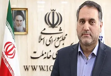 آینده صنعت خودروسازی کشور روشن نیست/خودروسازان موجود مونتاژ کار هستند نه خودروساز واقعی