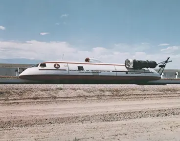 Hovertrain؛ قطار راکتی (13)