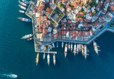 THE MEDITERRANEAN SEEKS MORE SUSTAINABLE TOURISM OPTIONS