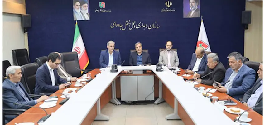 طرح اصلاح نظام بیمه‌ ای رانندگان ناوگان عمومی در دستور کار سازمان راهداری