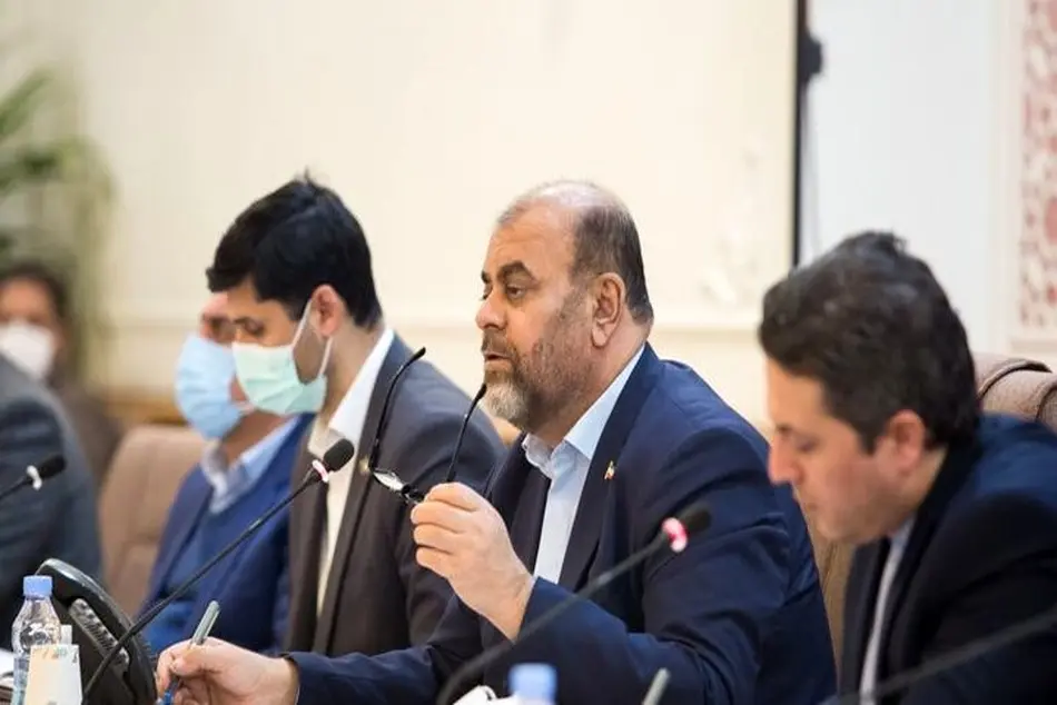 تاکید وزیر راه بر توسعه حمل ونقل  ایران و آذربایجان 