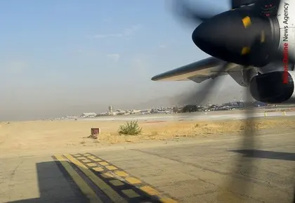 تصاویر دیدنی از نخستین پرواز هواپیمای ATR72 هما به سنندج