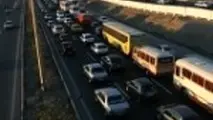 ترافیک در محور تهران - مشهد نیمه سنگین است