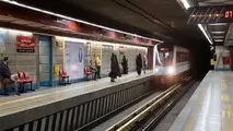 فیلم| اقدام به خودکشی یک مرد در متروی تهران 