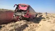 واژگونی اتوبوس در محور ایرانشهر به نیکشهر